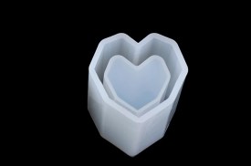 Molde silicona maceta corazon facetada 005M5 (3).jpg